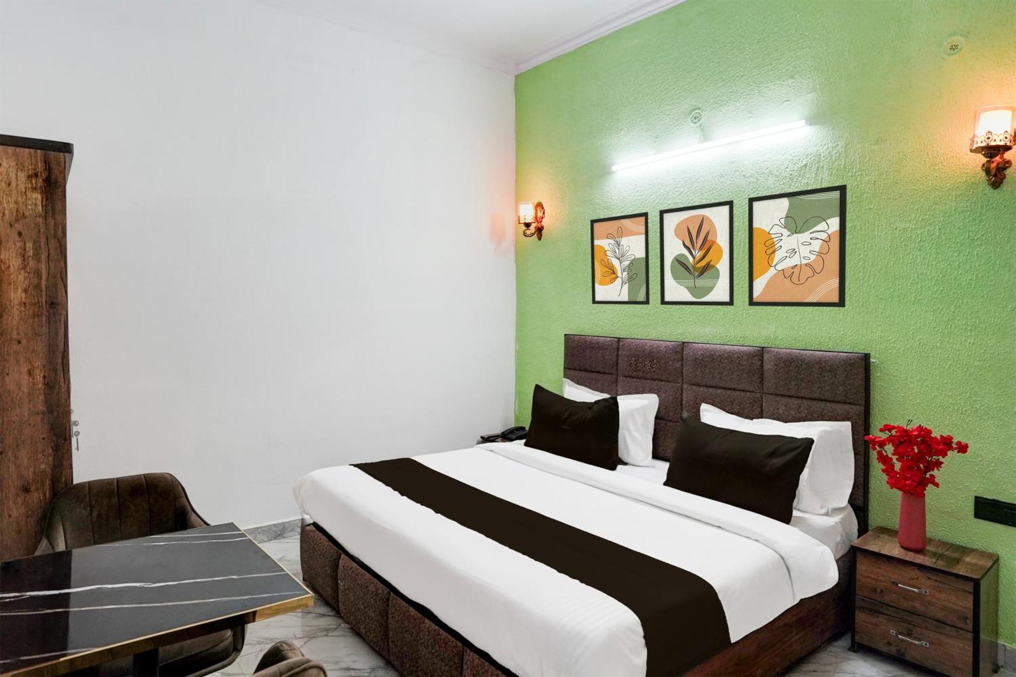 Collection O Shandilya Grand Residency グレーター・ノイダ エクステリア 写真